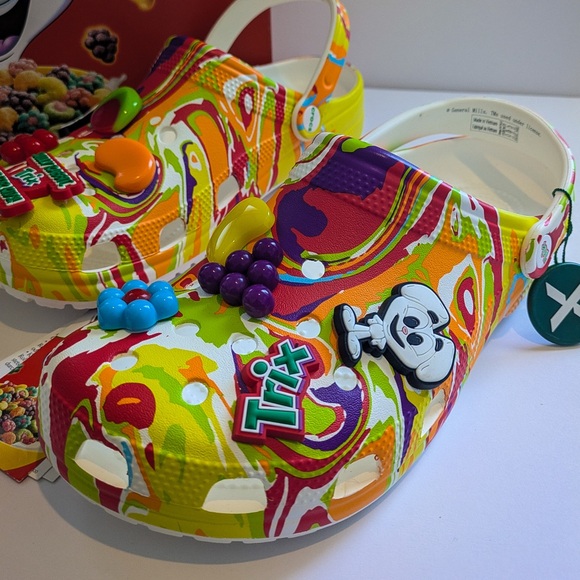 ❤️ Back in stock. Crocs Trix Collab - Picture 2 of 4